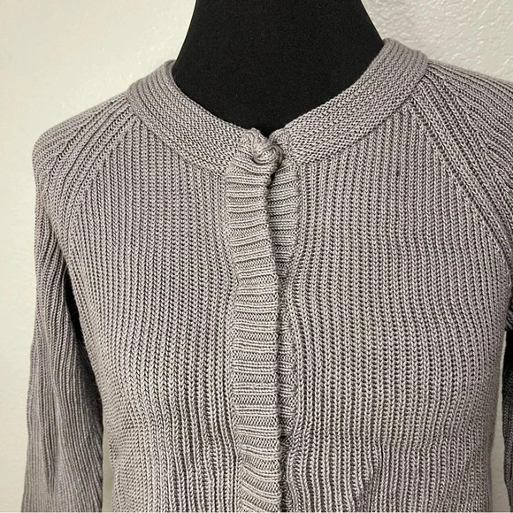 Talbots Women’s Heavy Duty Ribbed Grey Crewneck Snap Cardigan SMALL - Picture 6 of 6